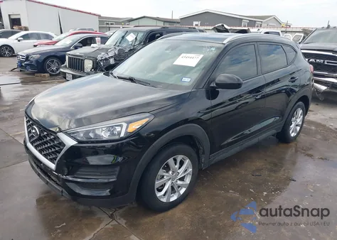 2019 Hyundai Tucson Value z USA, uszkodzony, nr VIN KM8J33A49KU934163